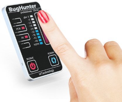 Сенсорне управління і TOUCH-панель детектора жучків BugHunter CR-1 
